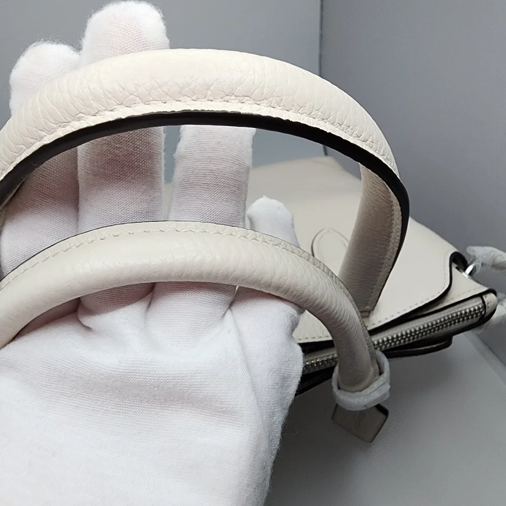 Authentic COACH Remi Satchel - Picture 7 of 16